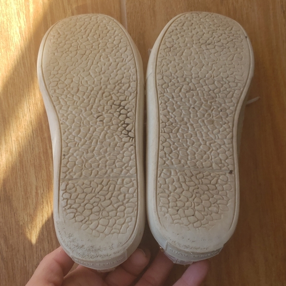 Toddler Michael Kors shoes - Picture 6 of 8